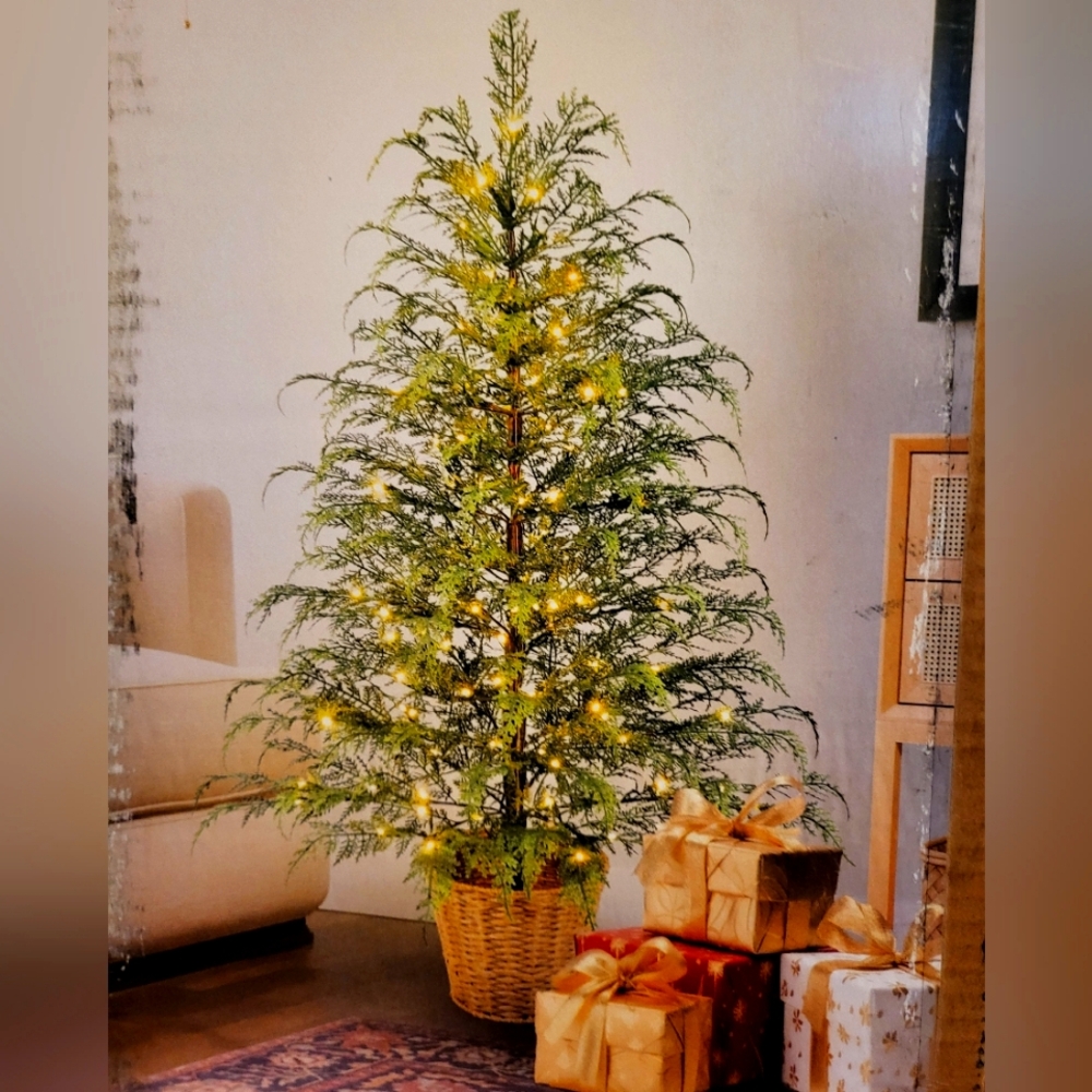 My Texas House 4-ft pre-lit cypress led Christmas Tree